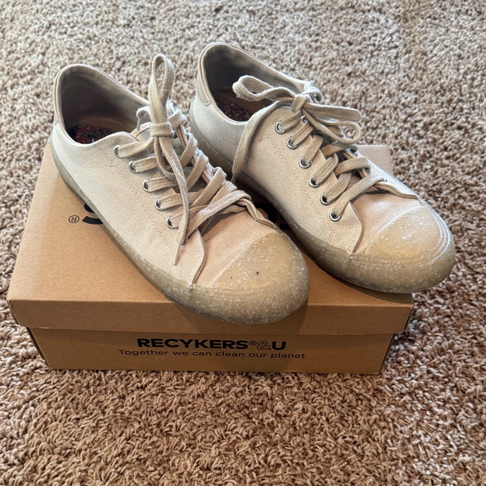 Anthropologie for Recykers Women's Camden Beige Sneakers Sz 39 EU